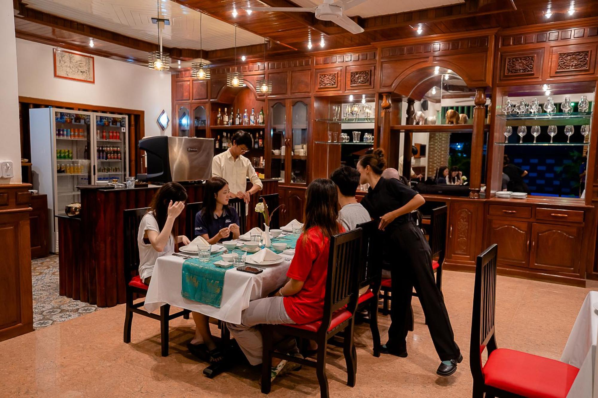 Peak Elite Boutique Hotel Siem Reap Bagian luar foto